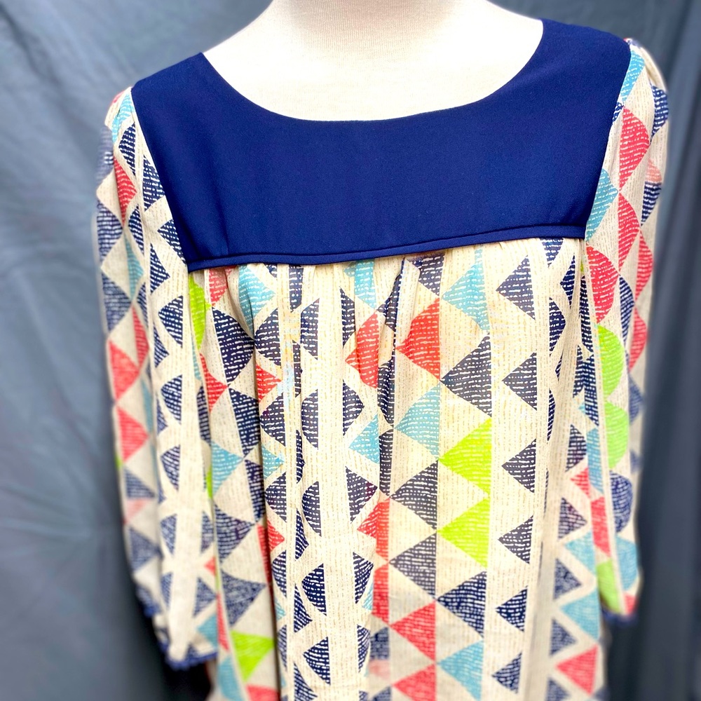 Umgee Versatile Abstract Triangle Semi-Sheer Baby… - image 7